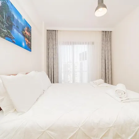 Flat With Shared Pool In Kepez