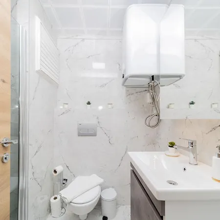 Апартаменты Flat With Shared Pool In Kepez *